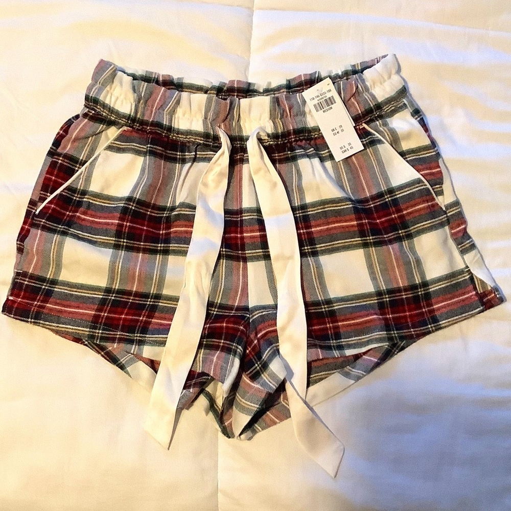 Abercrombie A&F Flannel Shorts size M